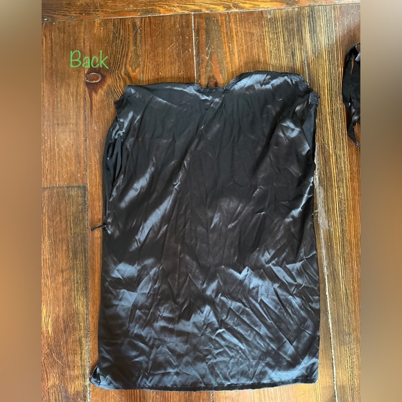 Victoria Secret Satin Robe Small - Picture 3 of 5